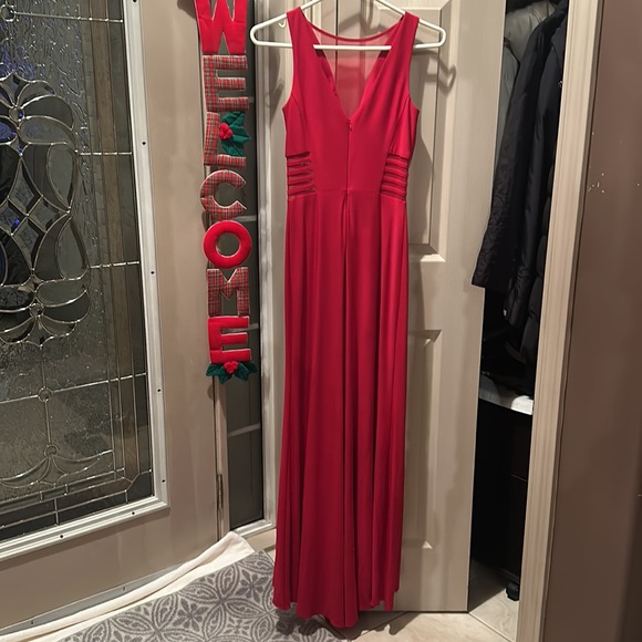 Red Dress - Picture 3 of 5